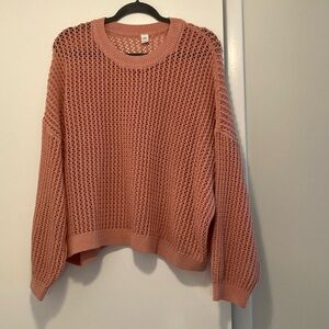 Old Navy Mesh Knit Sweater, NWT

See pictures for measurements- Length 23”